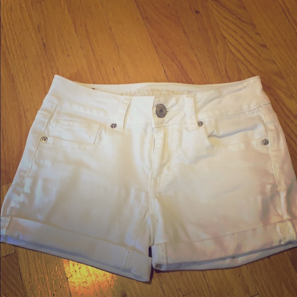 Women’s American Eagle White Denim Shorts size 00
